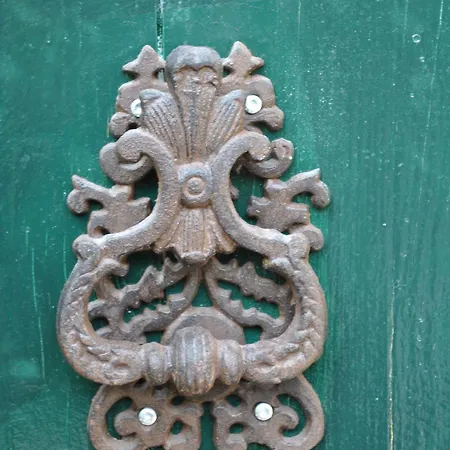 Πανσιόν Sous L'olivier 3*