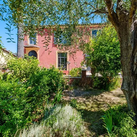 Sous L'olivier Πανσιόν Μεντόν